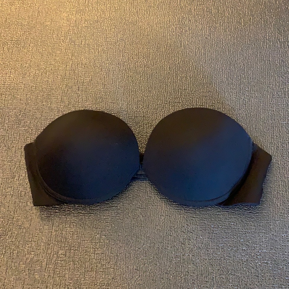 Le Mystere Black Strapless Bra-36B